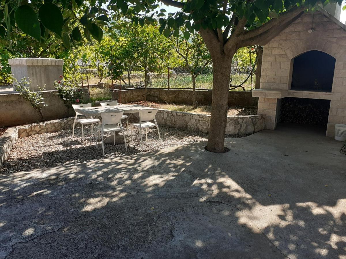 Apartman Mira Blato na Cetini